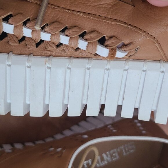 Silent D Brodies Tan-White Leather Lace Up Sneakers, Size 38 - Picture 4 of 11